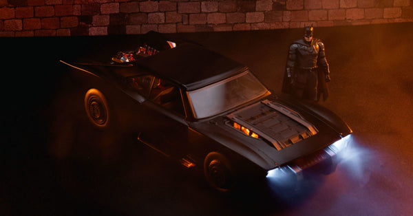 The Batman 2022 1:18 Batman & Batmobile (light up)