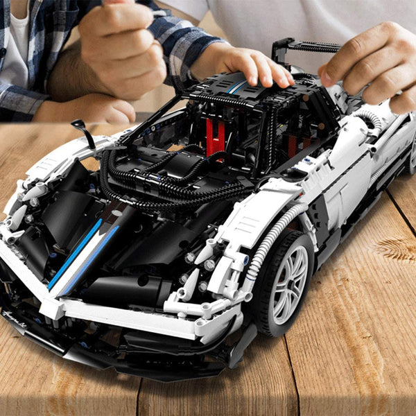 Pagani Huayra 1:8 - DIY Technic Brick R/C Car